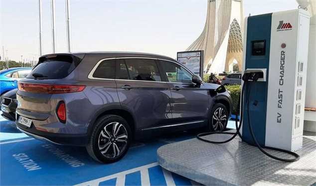 تخصیص خودروهای برقی اولویت‌بندی شد/ آزادسازی وجوه بلوکه‌ شده در بانک‌ها