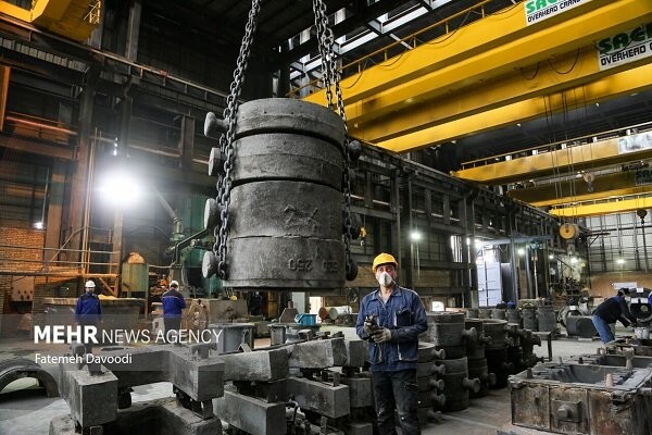 رشد ۲.۳ درصدی شاخص تولید صنعتی در آبان