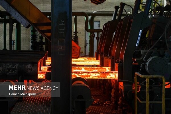 ۲۷ میلیون تن تولید فولاد قربانی قطعی برق و گاز شد