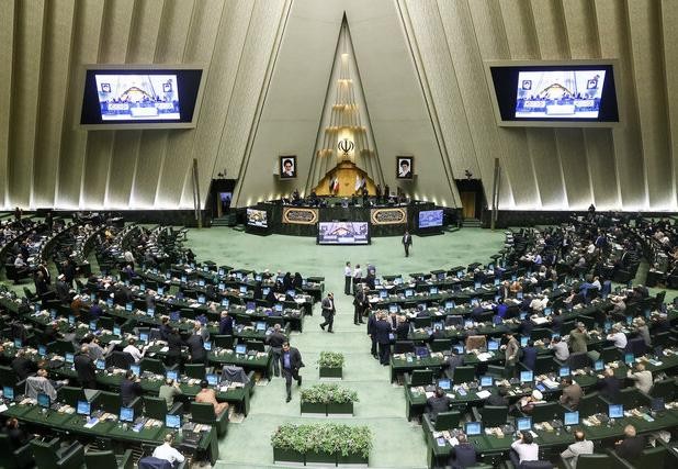 واکنش نمایندگان به فعال‌شدن مکانیسم ماشه