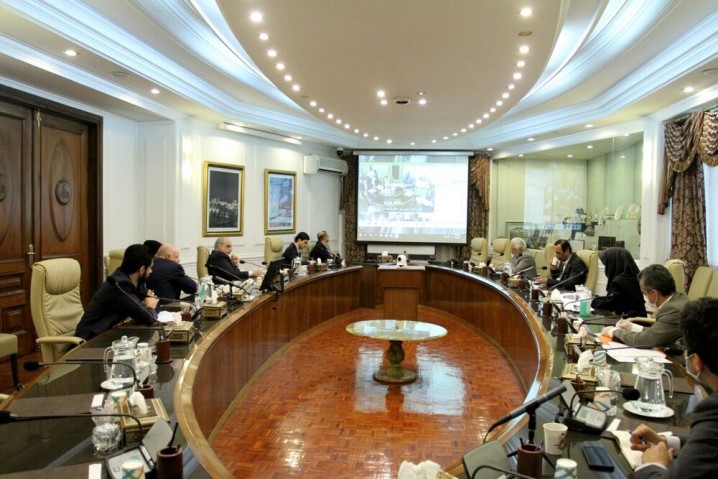 Oil ministry explores necessary measures for battling Covid-19