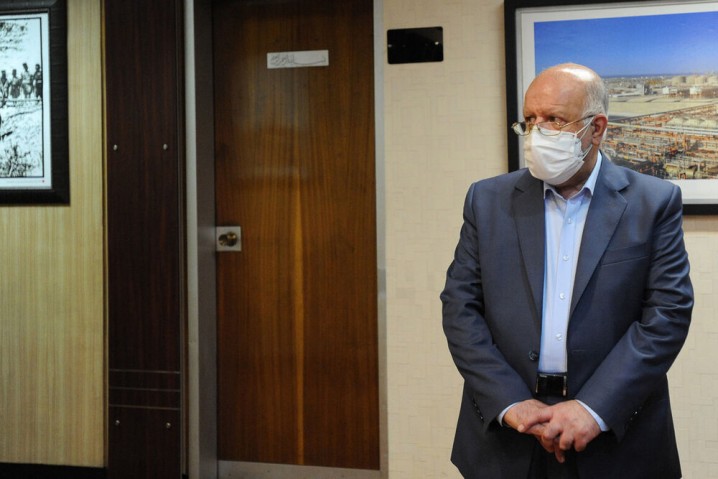 Iran will return to oil market as soon as sanctions are lifted: Zanganeh