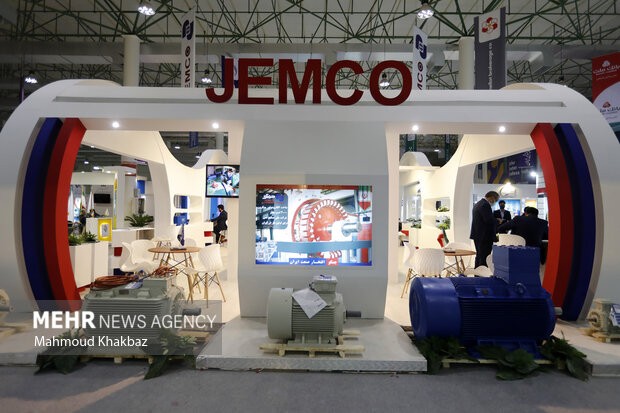 اعزام هیأت تجاری فناوری به نمایشگاه بین‌المللی نفت، گاز و پتروشیمی