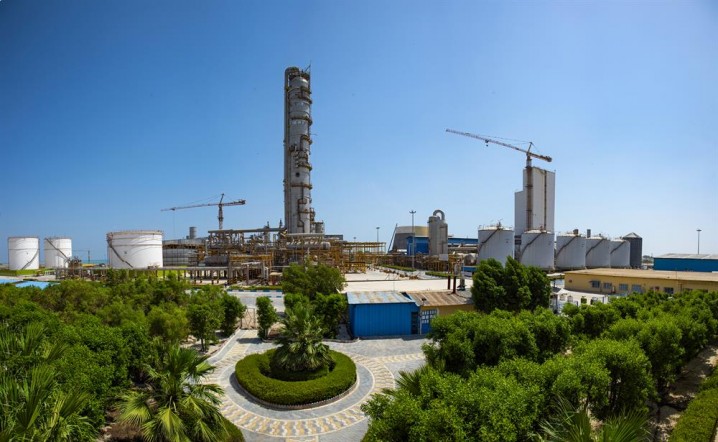 افزایش تنوع سبد محصولات پتروشیمی ایران در روزگار تحریم