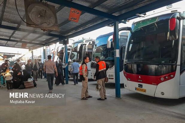 ورود ۱۴۰ دستگاه اتوبوس عراقی برای مسیر تهران به نجف و کربلا