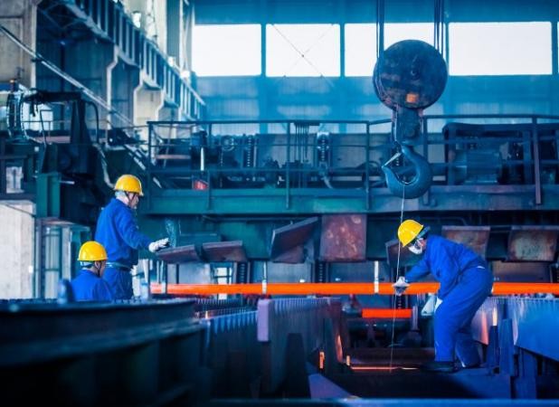 ۲ تصمیم مهم وزارت صمت برای تخصیص ارز صنایع