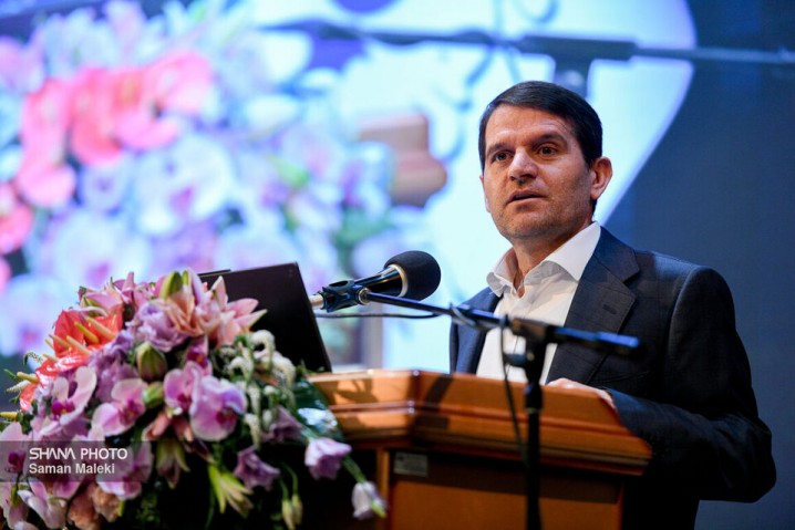 صنعت پتروشیمی از بخش شیمیایی گذر کند/ حرکت به سمت توسعه ارزشمند