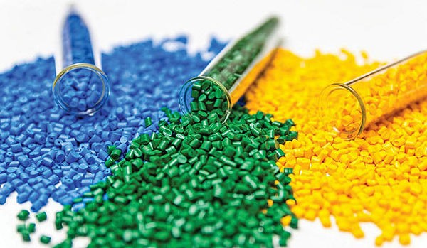 دلار نیمایی دوشنبه، روی قیمت‌های پایه اعمال نشد