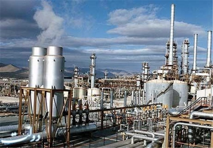 رکورد تولید دو محصول پتروشیمی ایران شکسته شد