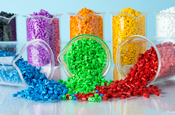 بررسی راهکار‌های خروج از بحران رکود محصولات پتروشیمی