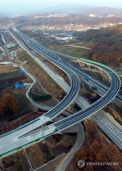 فناوری FASTRACK به افزايش بازتاب نور در رنگ های ترافیکی كمك می كند