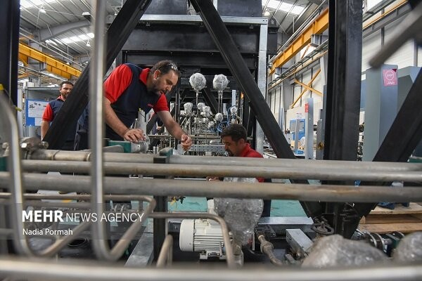 بی‌ثباتی اقتصادی، تولید و اشتغال را تهدید می‌کند