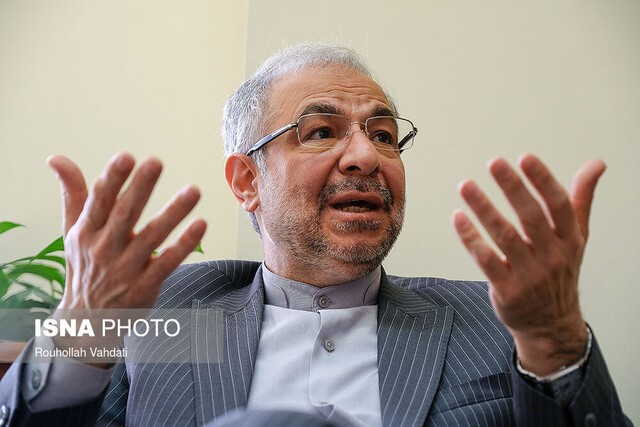 دستیار ظریف: آمریکا دنبال \