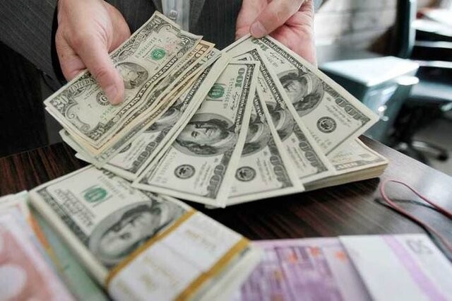 ادامه کاهش نرخ ارز تجاری