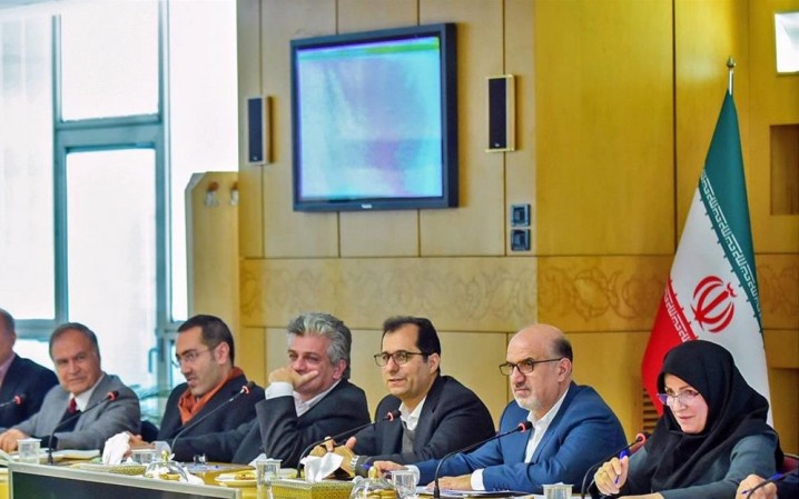 تامین نیاز داخلی صنایع پایین دستی اولویت صنعت پتروشیمی