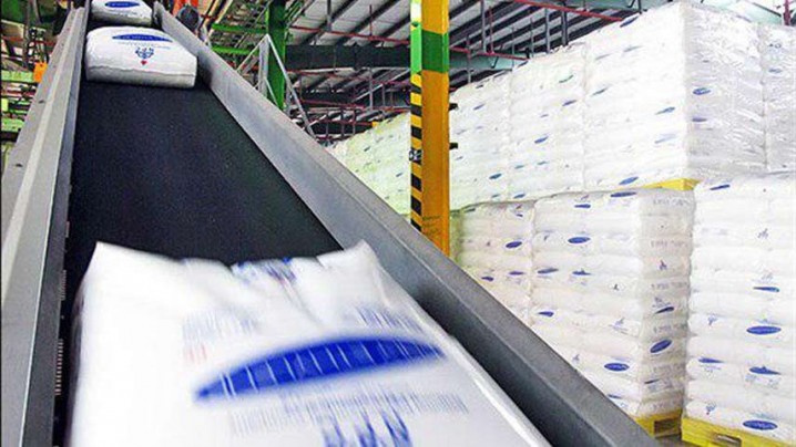 ضرورت اقدام هرچه سریع‌تر در افزایش عرضه پتروشیمی‌ها