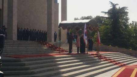رییس جمهوری كره جنوبی مورد استقبال رسمی روحانی قرار گرفت
