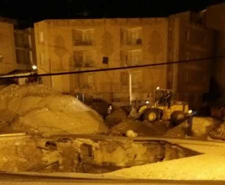 کارگر مفقودی پیدا نشد/ عملیات خاکریزی گودال ناشی از انفجار گاز در شهران آغاز شد