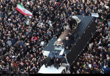 جمعیت میلیونی، تجلیل از هاشمی، تسلیت به رهبری/نمایش همبستگی ملی در وداع تاریخی با یار دیرین انقلاب