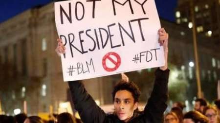 تظاهرات اعتراض آمیز گسترده در آستانه مراسم تحلیف ترامپ در واشنگتن