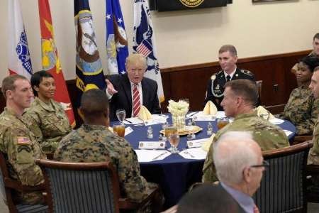 ترامپ ادعا کرد: آمریکا و متحدانش «تروریسم اسلامی افراطی» را شکست خواهند داد