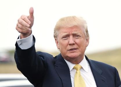 واشنگتن اگزمینر: تعدادی از نمایندگان مجلس آمریکا در پی یافتن راهکارهای حقوقی برای برکناری ترامپ