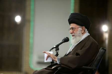 آنچه در خوزستان برای مردم پیش آمد دل انسان را می خراشد/ حکومت ها موظفند به فکر مردم باشند