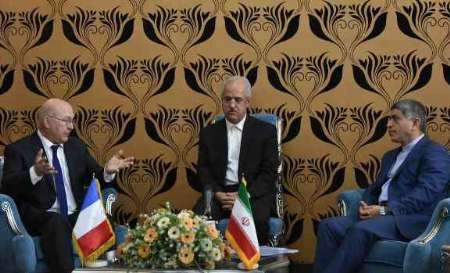 وزیر اقتصاد فرانسه: اعتماد بانک های بین المللی را برای همکاری با ایران جلب می کنم