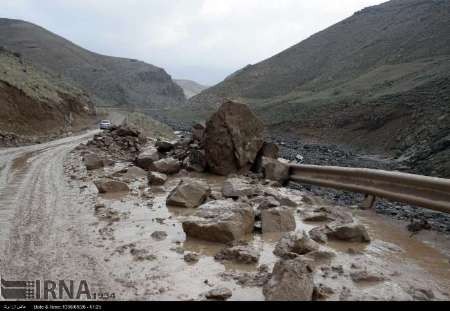 دولت تا ساماندهی نهایی، رسیدگی مطلوب و کمک به جبران خسارت‏های وارده در کنار مردم این استانها خواهد بود