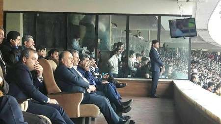 حضور جهانگیری در ورزشگاه آزادی برای تماشای دیدار ایران- ازبکستان