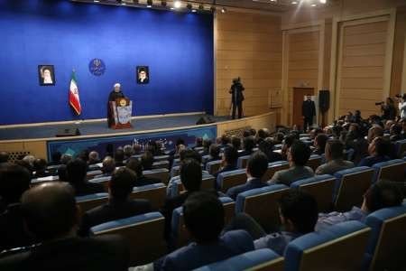 روحانی: رقابتها گذشت،امروز همه باید یک تیم باشیم/ زنان باید در صحنه های ورزشی حضور فعال داشته باشند