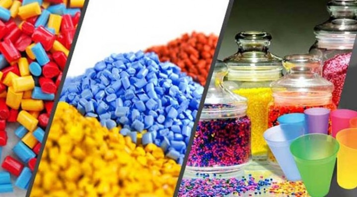 پیچ و خم نرخ‌های ماهانه و هفتگی دلار نیمایی