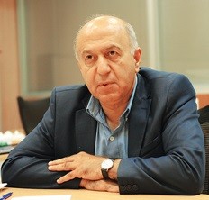 چرا قیمت محصولات پتروشیمی در ایران بر خلاف بازار جهانی افزایشی است؟ 