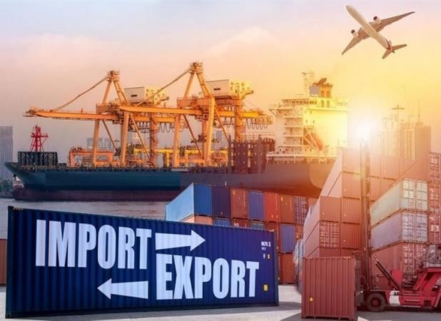 پیامدهای پذیرش دلار غیررسمی در واردات