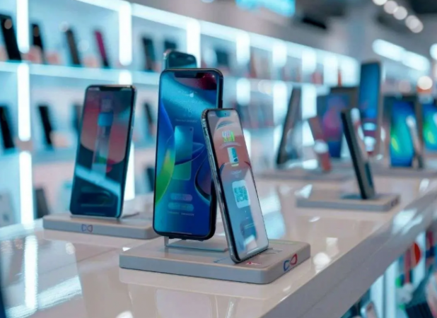 راز گرانی آیفون ۱۷ در ایران افشا شد