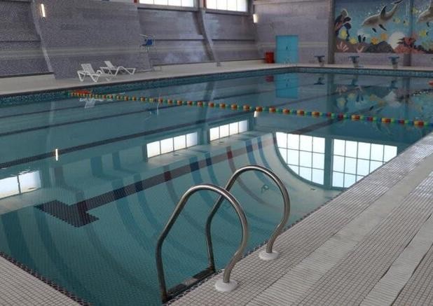 آب استخرهای عمومی و خصوصی قطع می‌شود