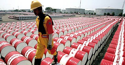 جهش نفت به قله 11 ماهه