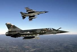 مانور جنگنده‌های روس در نزدیک ناوشکن آمریکایی