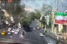 آخرالزمان، پشت چراغ قرمز میدان قدس