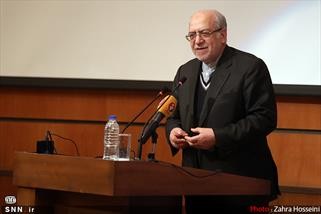 قرارداد رنو نهایی شد/ در قرارداد بنز دنبال گرو کشی هستیم