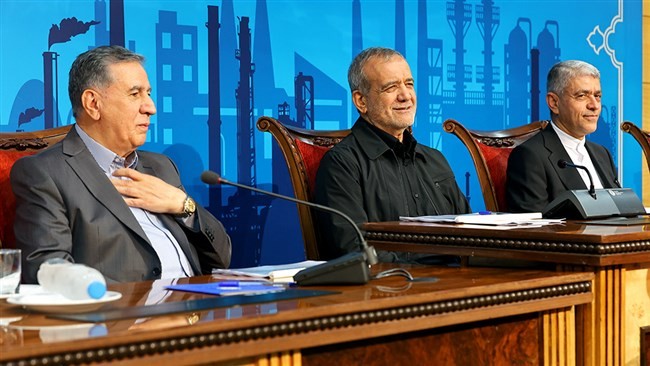 در نشست مسعود پزشکیان با فعالان اقتصادی چه گذشت؟