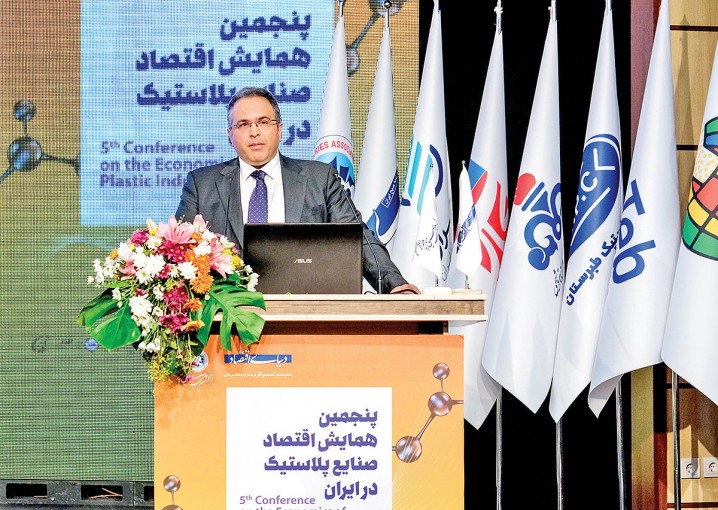 بیشترین میزان رقابت بر روی کدام گروه های پلیمری بوده است؟