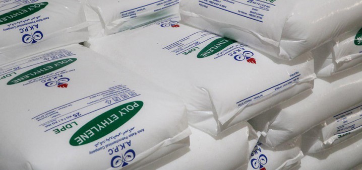 احتمال رکود تورمی در بازار آزاد مواد اولیه!