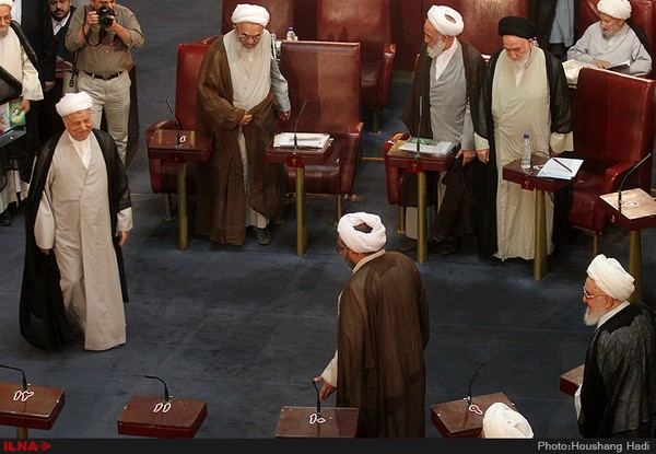 آیت‌الله هاشمی نفر اول خبرگان تهران / مصباح یزدی از خبرگان جا ماند