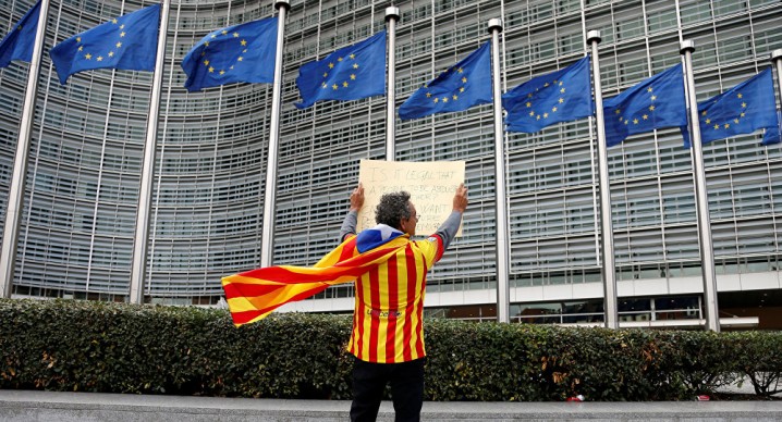 مخالفت اتحادیه اروپا، آلمان و فرانسه با اعلام استقلال کاتالونیا