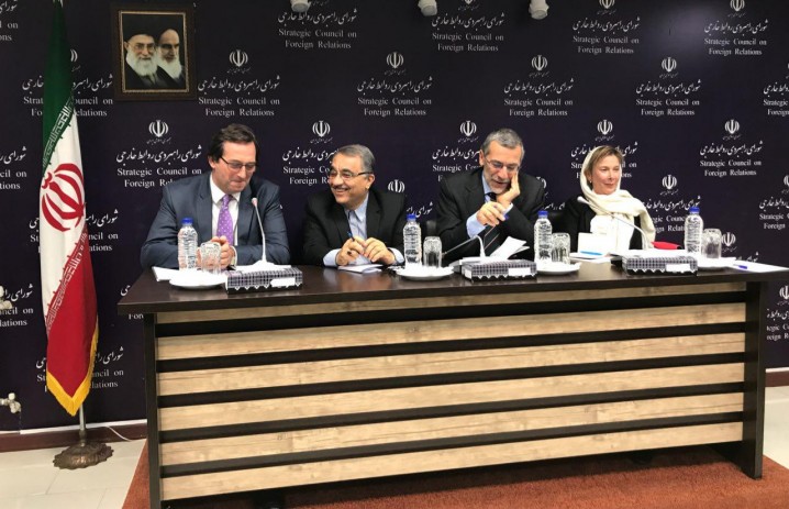 سفیر انگلیس: دولت بریتانیا به برجام متعهد بوده و آن را کاملا اجرایی خواهد کرد/ موضوعات داخلی ایران مربوط به این کشور است