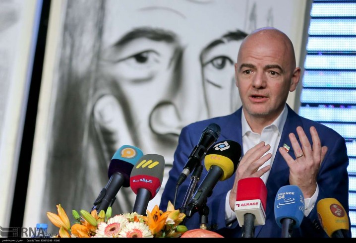 سفر اینفانتینو و تاکیدی بر جدایی فوتبال از سیاست