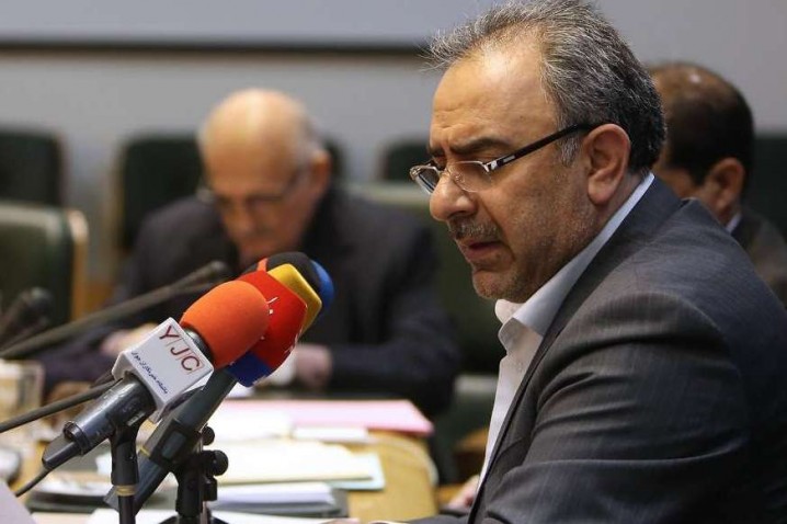 تغییرات نرخ ارز، برنامه کاهش نرخ سود بانکی را به تاخیر انداخت