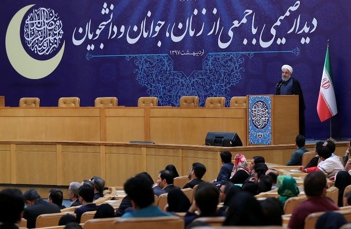 روحانی: اولین توطئه بزرگ را پشت سر گذاشتیم