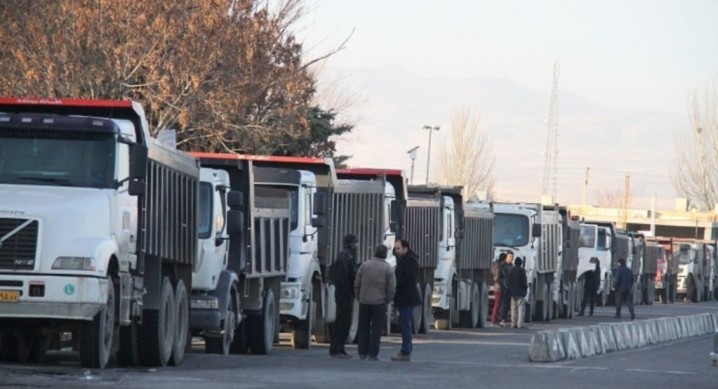 نباید بستر سوء استفاده از مطالبات کامیون داران فراهم شود